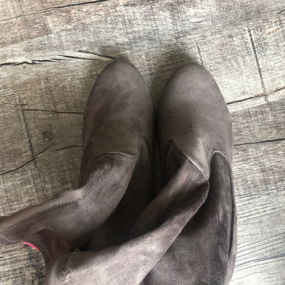 NWOT Catherine Malandrino grey booties size 8 - Picture 4 of 6